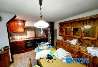 Rustico / Casale in vendita a Mussolente in Via San Daniele, 1