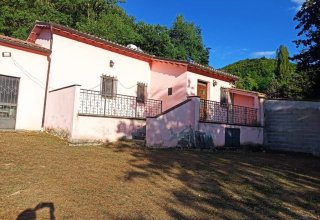 Casa indipendente in vendita a Pieve Torina