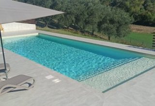 Rustico / Casale in vendita a Mogliano in Contrada Macina, 1