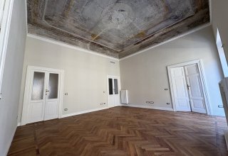 Attico / Mansarda in affitto a Roma in Via Genova, 23