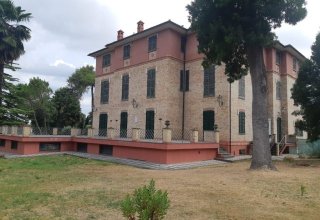 Villa in vendita a Castelfidardo in Via della Stazione, 46