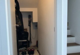 Appartamento in vendita a Saltrio in Via Enrico Cassi, 41