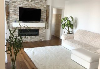 Appartamento in vendita a Saltrio in Via Enrico Cassi, 41