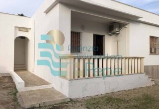 Casa indipendente in vendita a Salve in Via Caduti del Lavoro, 1