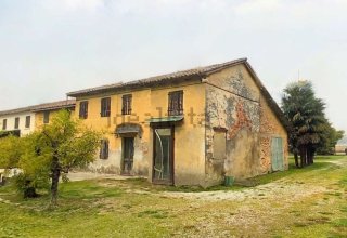 Azienda agricola in vendita a Scorz&egrave; in Via Dante Alighieri, 48