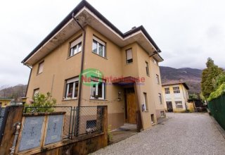  in vendita a Maniago in Via Alessandro Manzoni , 1