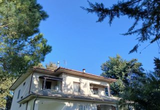 Casa indipendente in vendita a Montecosaro in Localita' Piane di Chienti, 23