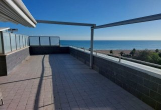 Attico / Mansarda in vendita a Civitanova Marche in Viale Vittorio Veneto, 1