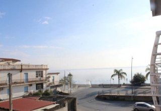 Casa indipendente in vendita a Roccalumera in Via Fabbrica, 1