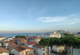 Albergo in vendita a Cervia in Via Venere, 8/A