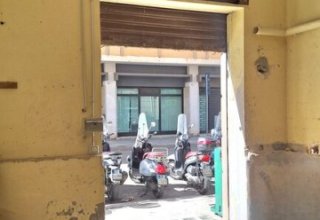 Negozio in affitto a Palermo in Via Principe di Belmonte, 23