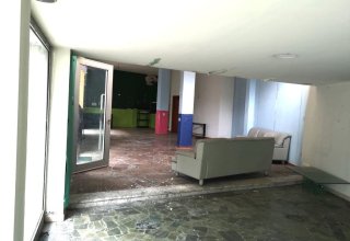 Negozio in affitto a Afragola in Corso Giuseppe Garibaldi, 1