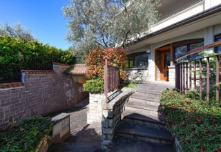 Villini a schiera in vendita a Padenghe sul Garda in Via San Cassiano, 20