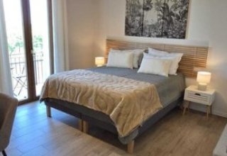 Appartamento in vendita a Desenzano del Garda in Via Vaccarolo, 1