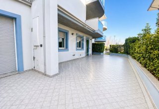 Appartamento in affitto a Cervia in Viale Cristoforo Colombo, 59