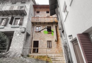 in vendita a Erto e Casso in Via Roma 