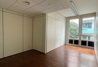 Ufficio in affitto a Roma in Via Ombrone, 1