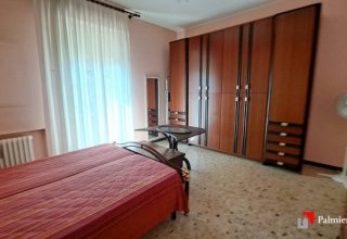 Appartamento in vendita a Pesaro in Via Arcangelo Corelli, 24