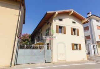  in vendita a Maniago in Via Unit&agrave; D'Italia 