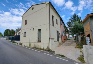 Villini a schiera in vendita a Pesaro in Strada di Rondello, 22
