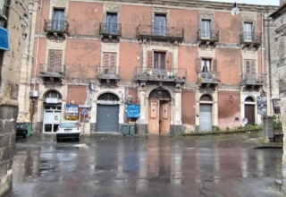 Appartamento in vendita a Vizzini in Via Roma, 72