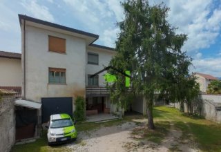  in vendita a Arba in Via Umberto I