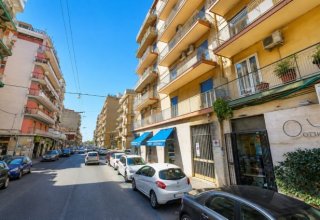 Appartamento in vendita a Catania in Via Ammiraglio Caracciolo, 1