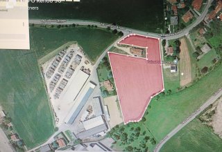 Azienda agricola in vendita a Manzano in Via Ludovico Ariosto, 1