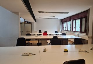 Ufficio in affitto a Roma in Via Monte Urano, 1