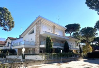 Villini a schiera in vendita a Cervia in Via X Traversa, 8