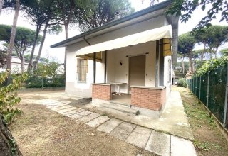 Villa in vendita a Cervia in Viale P.L. Palestrina, 7