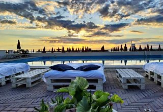 Albergo in vendita a Ravenna in Viale Romagna, 221