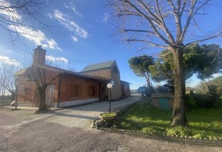 Villa in vendita a Cervia in Via Romea Nord, 289