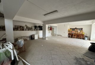 Magazzino in vendita a Scaletta Zanclea in Corso Sicilia, 5