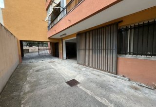 Magazzino in vendita a Scaletta Zanclea in Corso Sicilia, 5