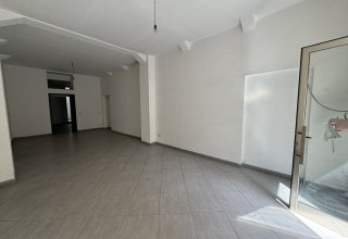 Negozio in vendita a Scaletta Zanclea in Via Roma, 446