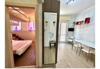 Appartamento in vendita a Loano in Via Aurelia, 1