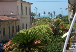 Appartamento in vendita a Viareggio in Via IV Novembre, 1
