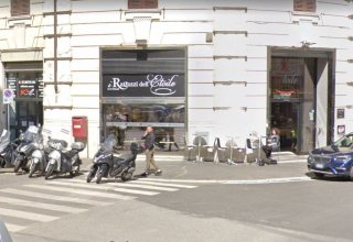 Negozio in vendita a Roma in Via Nizza, 1