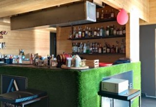 Albergo in vendita a Aci Castello in Via Fornace, 1