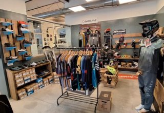 Negozio in vendita a Asti in Via Aru00f2, 66