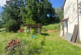 Rustico / Casale in vendita a Villafranca d'Asti in Regione San Grato, 78