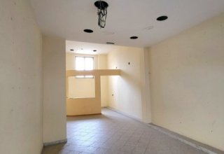 Negozio in affitto a Gragnano in Via Santa Caterina, 1