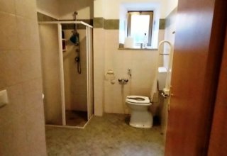 Albergo in vendita a Montecatini-Terme in Via Ugo Bassi, 1