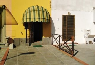 Casa indipendente in vendita a Serravalle Pistoiese in Via Lucchese, 299
