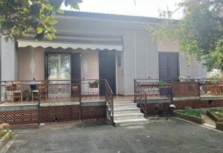 Casa indipendente in vendita a Latina in Strada Capograssa, 1