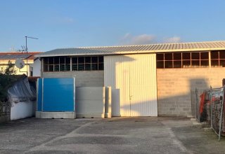 Magazzino in vendita a Latina in Via degli Equi, 1