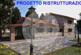 Rustico / Casale in vendita a Latina in Viale delle Industrie, 46, 46