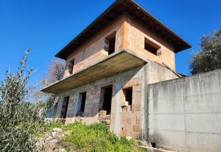Casa indipendente in vendita a Ferentino in Via Costantino Caminada, 66