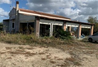 Azienda agricola in vendita a Siracusa in Via per Canicattini, 1